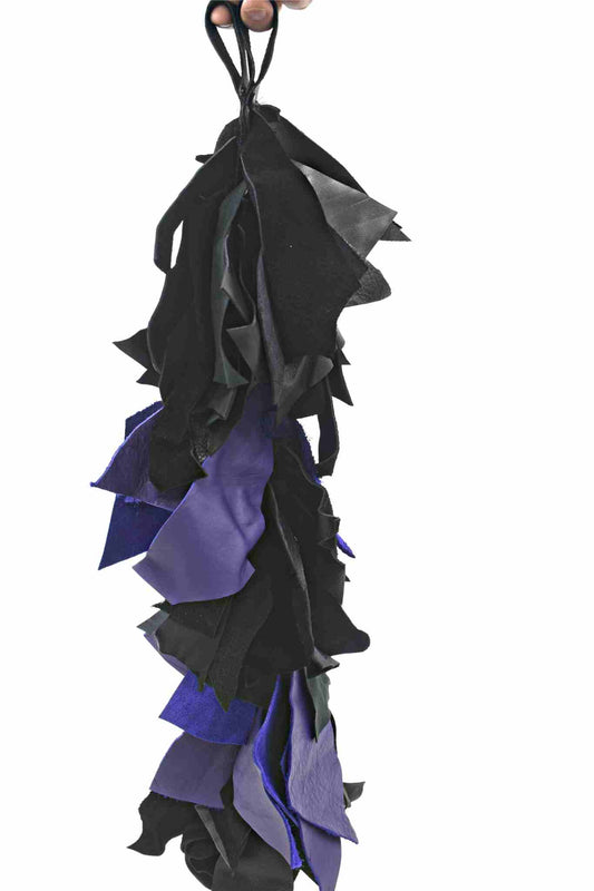 BOA Heavy Leather Flogger With Finger Loops